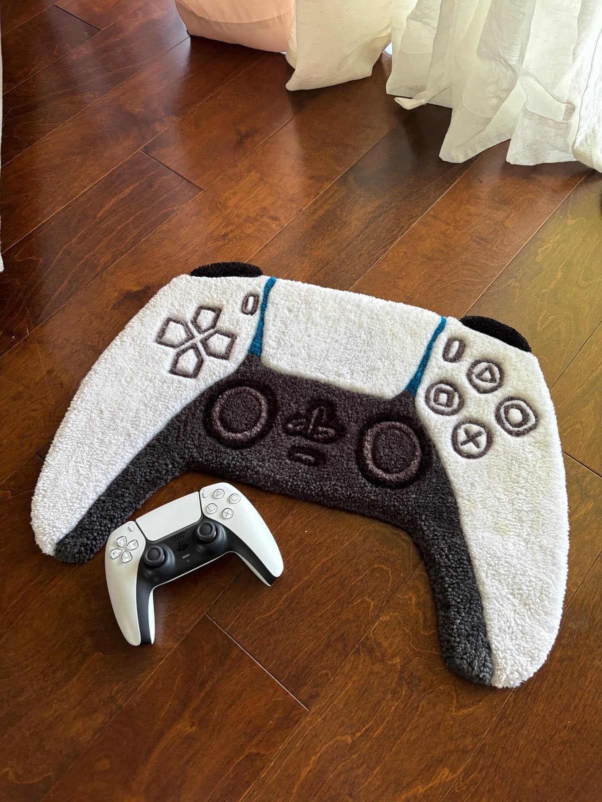 Gaming controller